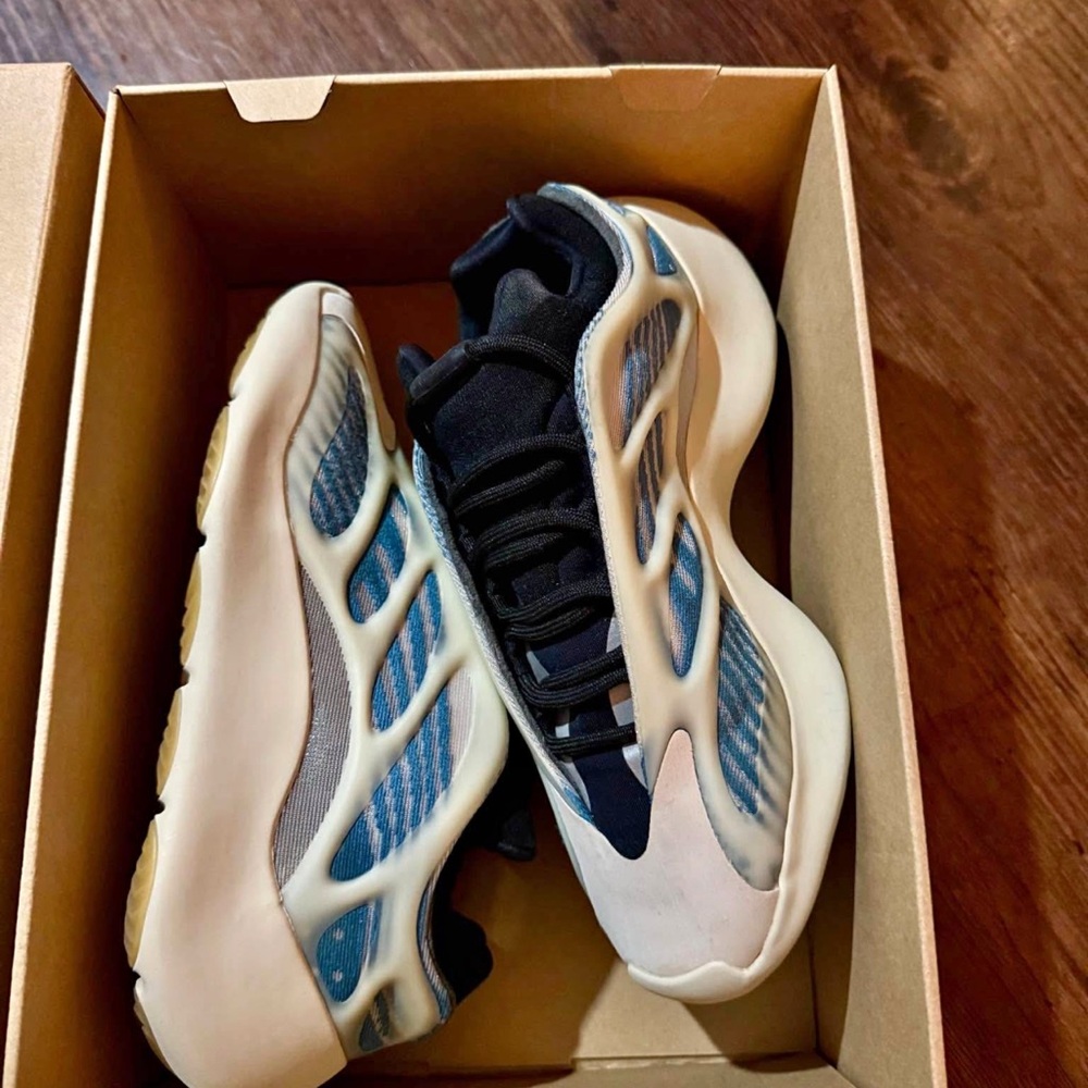 adidas Yeezy 700 V3 in Cream and Black The adidas Yeezy 700 V3 'Kyanite'